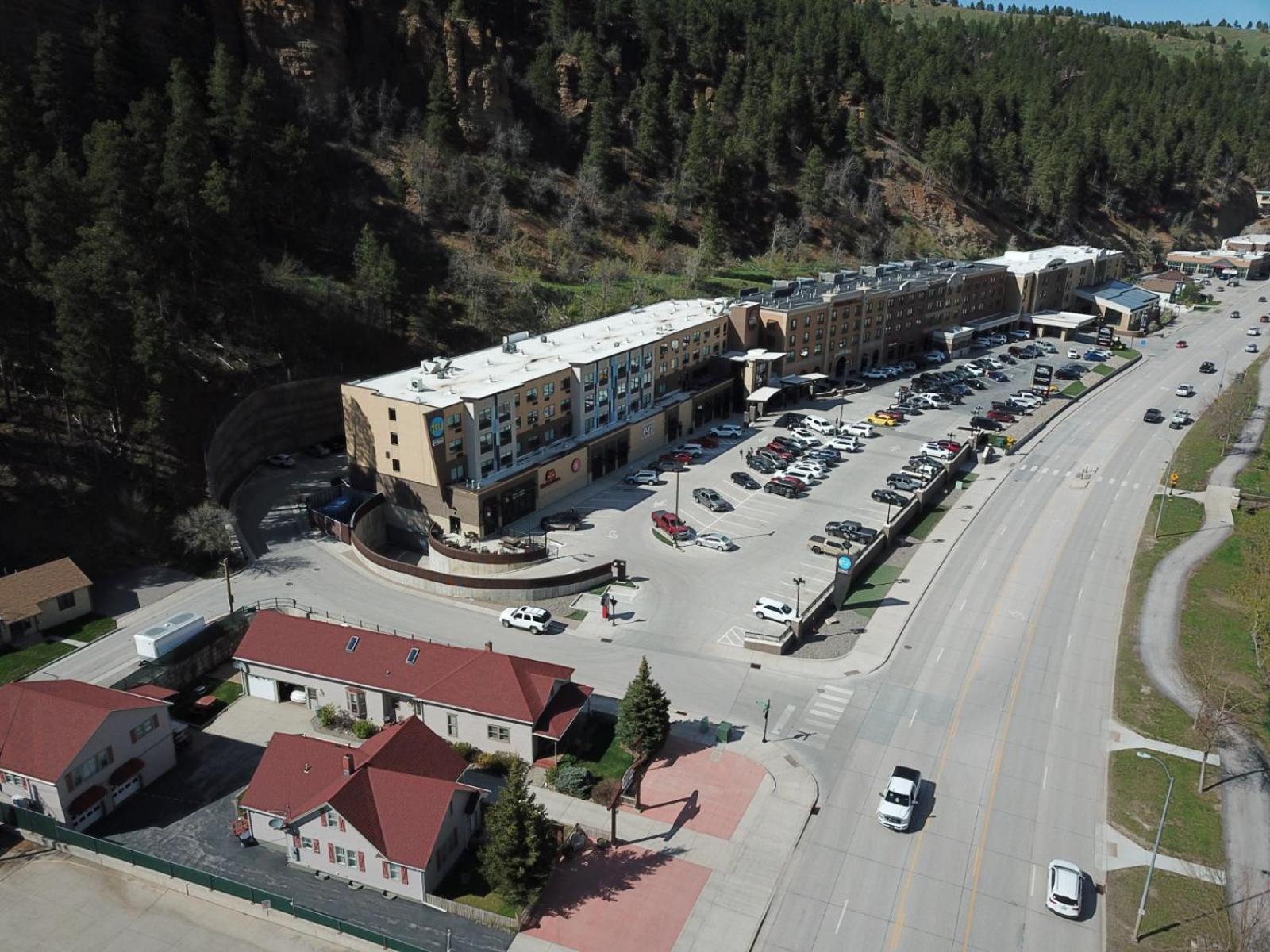 First Deadwood Cottages Exterior photo
